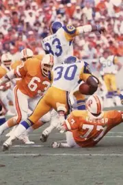 Tampa Bay Buccaneers Lee Roy Selmon in action vs Los Angeles Rams - Old Photo