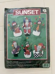 Sunset FANCIFUL FRIENDS Sewing Kit Santa Snowmen Ornaments Set Of 6 18125 NEW