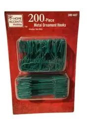 New 200 Count Green Metal Ornament Hooks