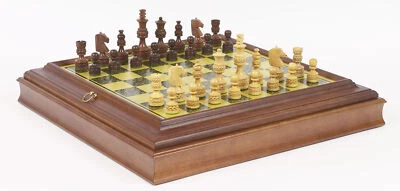 Designer Staunton Chessmen Felted Bottoms Chess Board Cabinet Set 2 Queens