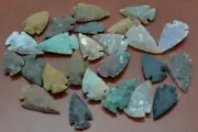 100 PCS ASSORT AGATE STONE SPEAR POINT ARROWHEAD 1" - 1 1/2" #T-1