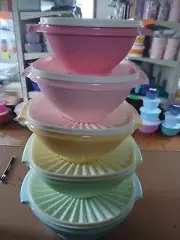 New Tupperware Bowl Set