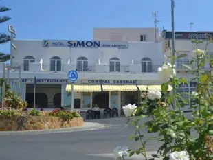 Hotel Simón