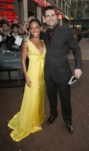 Tom Cruise and Jada Pinkett Smith arrive at the UK Premiere of Co- 2004 Photo 17