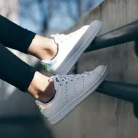 在飛比找蝦皮購物優惠-正品現貨 出清🍒Adidas stan smith 仙度瑞拉