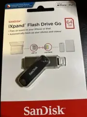 SanDisk iXpand 64GB USB Flash Drive - SDIX60N-064G-AN6NN - Lightening To USB