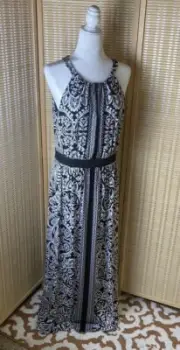 White House | Black Market Floral and Chain Patterned Keyhole Maxi Dress Size MD
