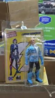 8 Inch Retro Dc FLASHE SRIES 1 Captain Boomerang Moc Rare