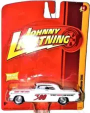 Johnny Lightning 1955 Chrysler 300C 1/64