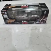 WINNER'S CIRCLE 2009 NASCAR DALE AND THE KING 1:24 DIECAST DALE EARNHARDT SR