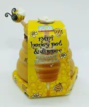 Joie Mini Honey Pot and Dipper Bee. Ceramic Pot with Wood Honey Dipper