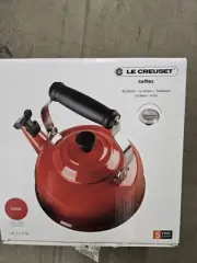 LE CREUSET 1.7 QT CARIBBEAN BLUE ENAMEL ON STEEL TEA KETTLE