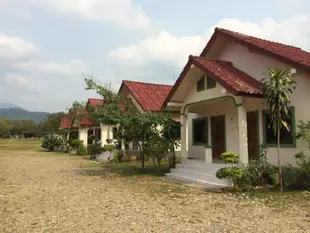 參塔攀涯房客屋Chanthapanya Guest House