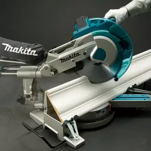 MAKITA 牧田 LS1216L 雙軌道 多角度切斷機 滑軌 切斷機 305mm 導線 木工 鋸台 雷射 插電【璟元五金】