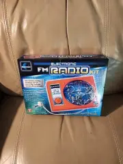 Electronic FM Radio by Electronic Lab Maxitronix KIT Brand New!