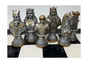 Medieval Times Crusades Knight Chess Men Set Gold & Silver Busts - NO Board