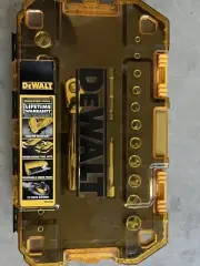 DEWALT Drive Socket Set, SAE/Metric, 1/4-Inch Drive, 25-Piece 70101548 NEW