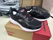 Skechers Women's 6 Black/Pink Go Run CONSISTENT Sneaker - 128075