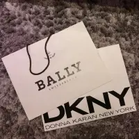 在飛比找蝦皮購物優惠-（現貨專櫃紙袋）BALLY挺版 DKNY大款紙袋