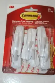 6 COMMAND 3 LB MEDIUM DESIGNER HOOKS ~ 3 PACKS OF 2 EACH