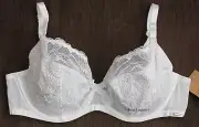 NWT Chantelle 2261 "Eclatante" 3-Part Soft Cup Plunge Lace Bra White Bridal 30DD