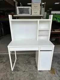 在飛比找Yahoo!奇摩拍賣優惠-香榭二手家具*IKEA MICKE白色 書架書桌-3.5尺-