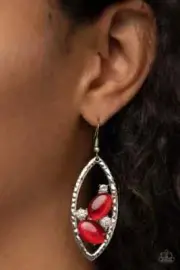 Paparazzi FAMOUSLY FASHIONISTA red earrings