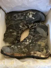 New Cabela’s Waterproof Full Draw Hunting Boots Size 13 EE Mossy Oak Vibram Soul