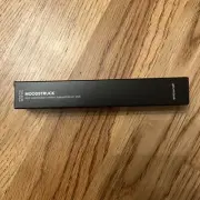 Younique Moodstruck Eyeshadow Stick in shade Gleaming