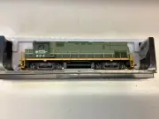 Atlas #10 003 301 HO scale “BC Rail" C425 Phase 2 locomotive with sound Rd.#809