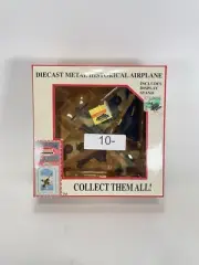 Model Power Postage Stamp 5335-1 Spitfire MKII Diecast With Stand Scale 1:100