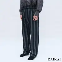 在飛比找momo購物網優惠-【KAI KAI】漸變條紋牛仔闊腿褲(男款 漸層提花牛仔褲 