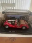 KYOSHO 1:18 SCALE DIECAST RARE MORGAN PLUS 4 SPORTS CAR RED MINT IN THE BOX