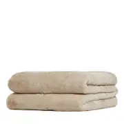 Apparis Brady Jumbo Throw