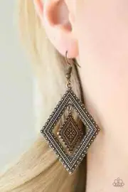 Paparazzi DUSKY DUNES brass earrings