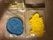 Hallmark Disney Vintage Plastic Cookie Cutter - Donald Duck & Goofy NEW!