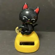 Solar Powered Dancing Bobble Head Toy- From Japan Lucky BLACK CAT Yellow Base