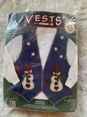 Dimensions Appliqué Vest Kit With Snowmen