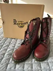 Dr. Martens 1490 CHERRY RED Smooth Leather Combat Boots Women's 7 - NEW