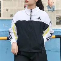 在飛比找Yahoo!奇摩拍賣優惠-【100%正品】Adidas愛迪達外套女2022春季薄款皮膚