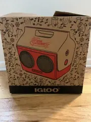 Igloo 14-Quart Bluetooth 2 Speaker Boombox Cooler, 10 hour Playtime, Retro Look