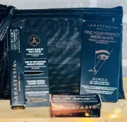 ANASTASIA BEVERLY HILLS Lash Brag Volumizing Mascara Brow Wiz Mini Brow Stencil