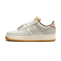 在飛比找ETMall東森購物網優惠-Nike Air Force 1 Low 男 灰白卡其 AF