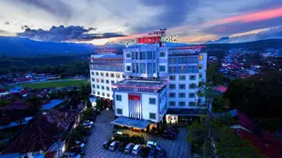 皇家滾石飯店Grand Rocky Hotel Bukittinggi