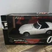 1/18 Autoart Toyota 2000GT Cabrio James Bond 007 You Only Live Twice Ed. *READ