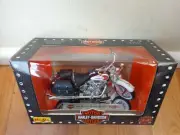 1/18 MAISTO CLASSIC 2001 FLSTS HERITAGE SPRINGER HARLEY DAVIDSON MOTORCYCLE