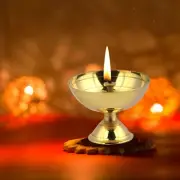 DIYA DIVA DEEYA OIL METAL LAMP DEEPAK DHOOP STAND HINDU TEMPLE PUJA AARTI PRAYER