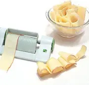 Manual apple peeler, fruit and vegetable peeler, potato and pear peeler, kitchen peeler, slicer and peeler.