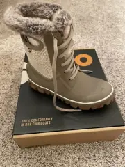 Bogs W Arcata Cozy C Taupe Size 7