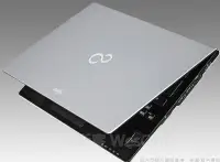 在飛比找Yahoo!奇摩拍賣優惠-超輕薄》日本富士通Fujitsu U772遊戲繪圖筆記型電腦